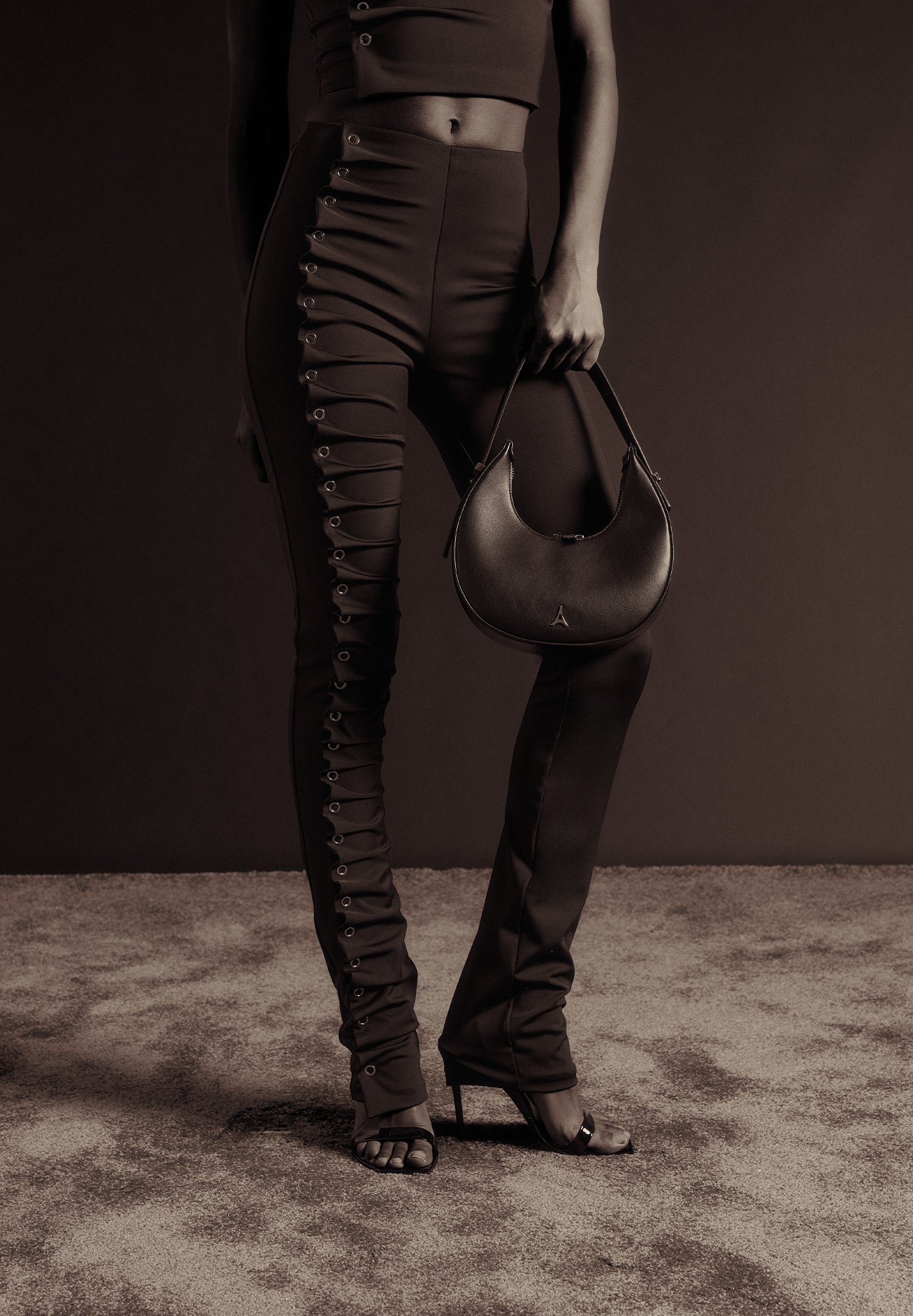 Eyelet Detail Tacked Leggings - Black