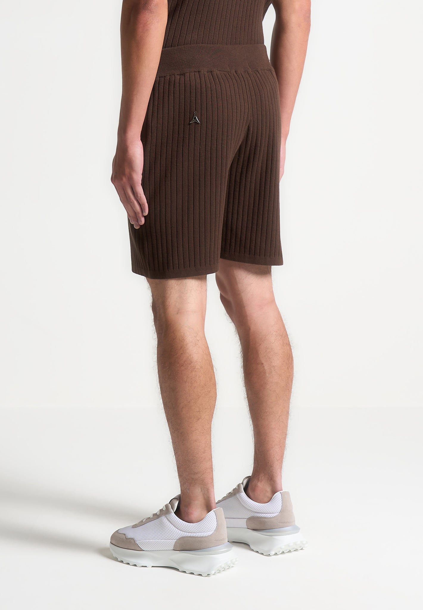 Ribbed Knit Shorts - Brown